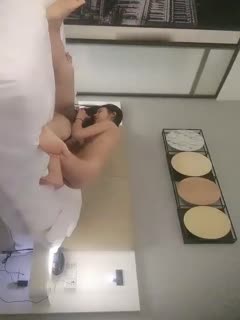 【全國探花】老哥約了個高顏值長發妹子TP啪啪，口口上位騎乘大力猛操很是誘惑喜歡不要錯過